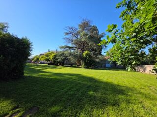  Immeuble à vendre 15 + pièces 419 m²