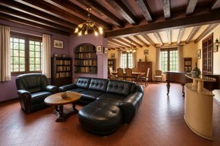  Maison à vendre 12 pièces 362 m²
