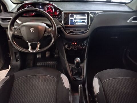 208 1.6 E-HDI 92 STYLE 5P 2014 occasion 06640 Saint-Jeannet
