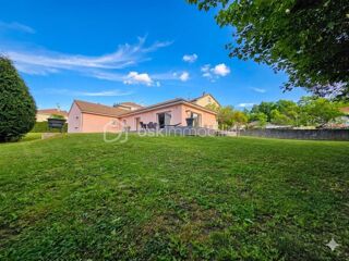  Villa à vendre 6 pièces 140 m²