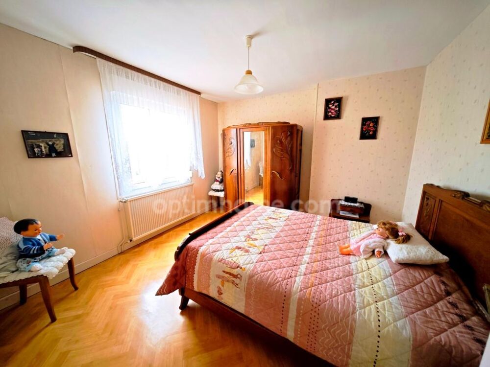 Vente Maison Charmante maison familiale avec terrain et garage - Etain Etain