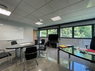   BUREAUX DE STANDING Ecuisses