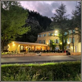  Propri�t�/ch�teau � vendre 15 + pi�ces 450 m�