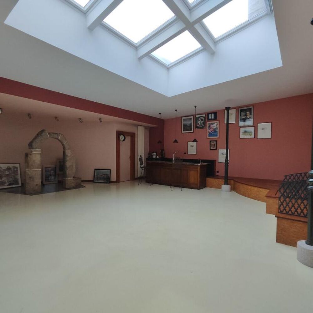 Vente Appartement Belfort centre 90000 : Appartement 6 pièces 344 m2 avec grand garage Belfort