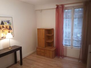  Appartement à louer 1 pièce 24 m²