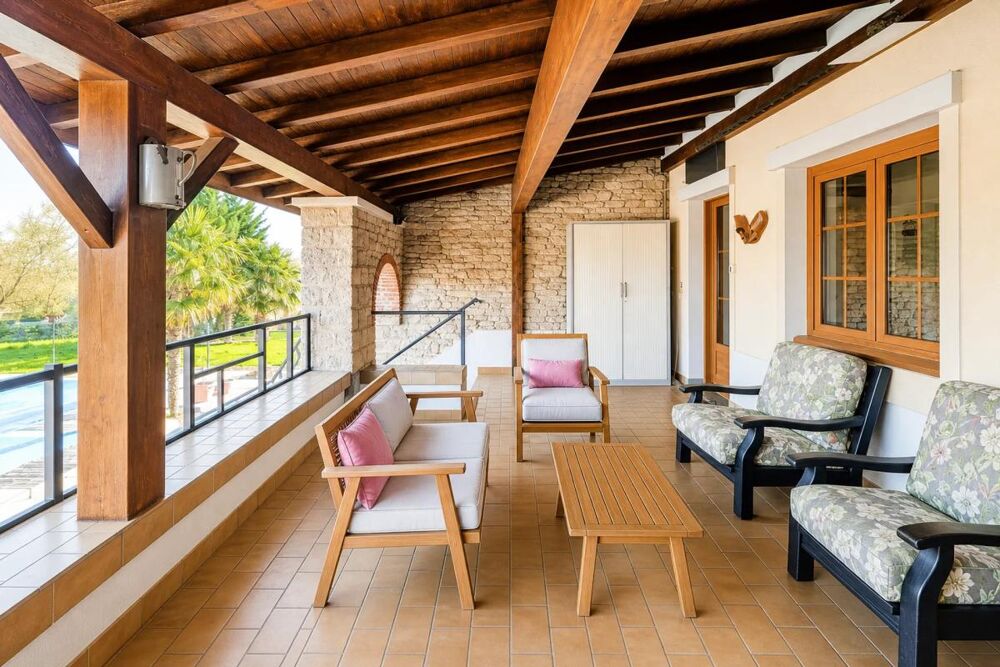 Vente Maison Maison en pierre rénovée avec piscine à Uchizy Uchizy
