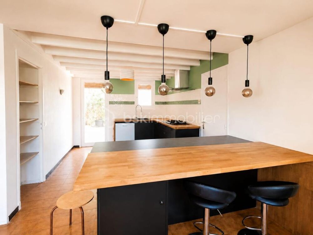 Vente Villa ? PRÉMIAN – UNE VUE À COUPER LE SOUFFLE, 2 095 m² DE TERRAIN ET UNE PIÈCE DE VIE XXL ! ? Premian