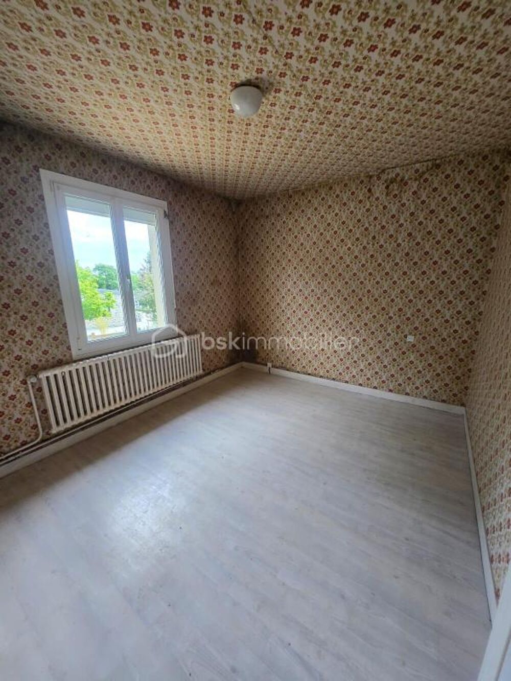 5 min de Mayenne, maison de hameau à rénover avec terrain