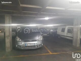  Parking / Garage � vendre 12 m�