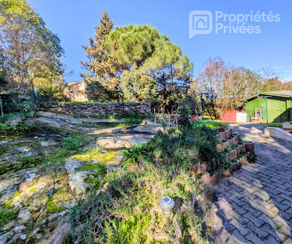 � vendre  Maison Roquebrune-sur-Argens (83520)
