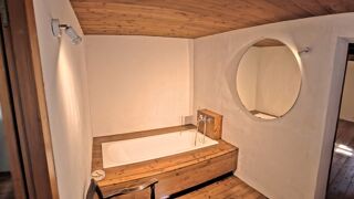  Maison  vendre 15 + pices 596 m