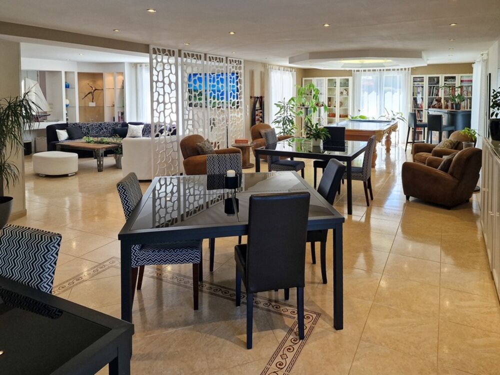 � vendre  Propri�t�/ch�teau Pl�guien (22290)