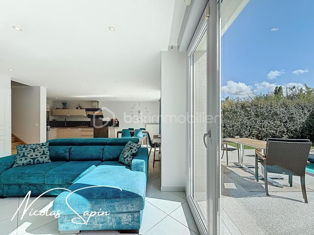 Maison jumelée de 102m2 avec piscine RT 2012