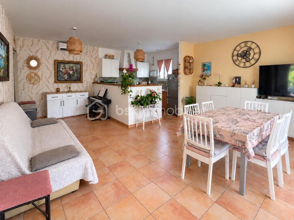 SAINT-PRIVAT-DES-VIEUX  Maison de plain-pied, terrasse couverte, jardin & grand garage