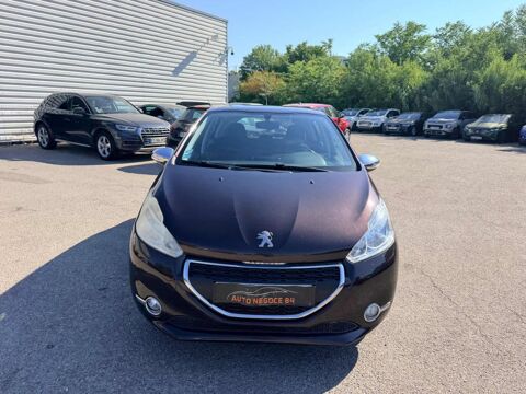 208 1.2 VTI 82 ACTIVE 2013 occasion 84700 Sorgues