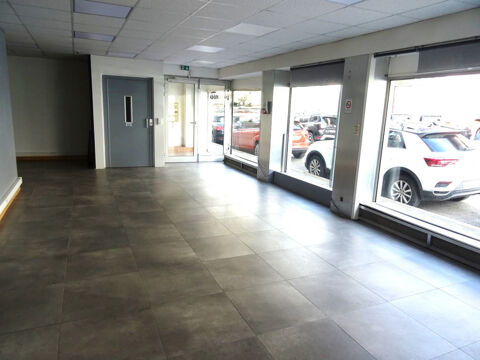 Local/bureau 110 m² (64 + 46) à vendre SALLANCHES (74) 180 000 212000 74700 Sallanches