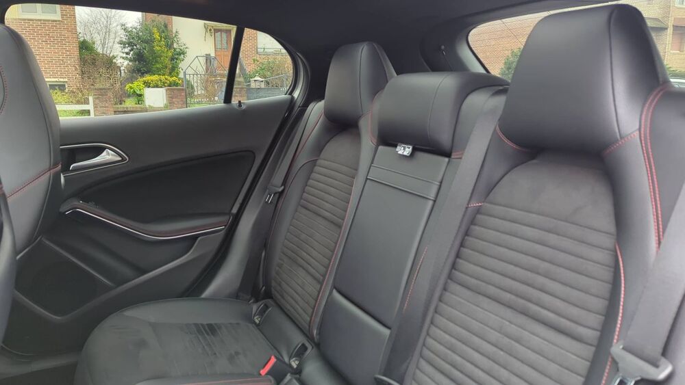 Classe GLA I 200 156 7G-Tronic Fascination - Automatique Toit ouvrant 2017 occasion 59480 La Bassee