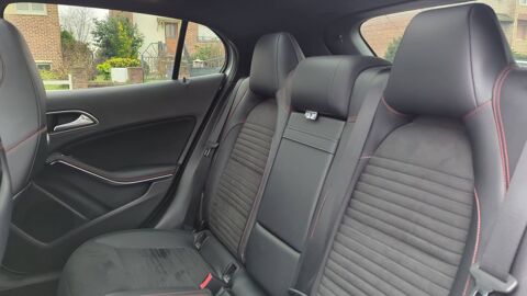 Classe GLA I 200 156 7G-Tronic Fascination - Automatique Toit ouvrant 2017 occasion 59480 La Bassee
