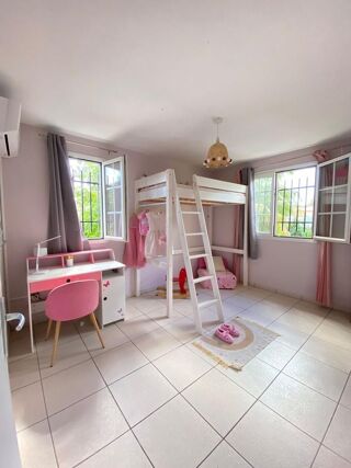  Appartement  vendre 4 pices 74 m