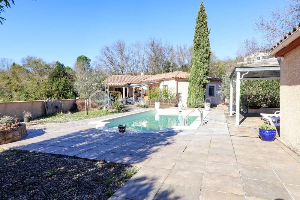 Vente Villa Villa 192 m² avec piscine, grand terrain et espaces aménagés en sous-sol Bedarieux