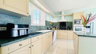  Villa à vendre 7 pièces 156 m²