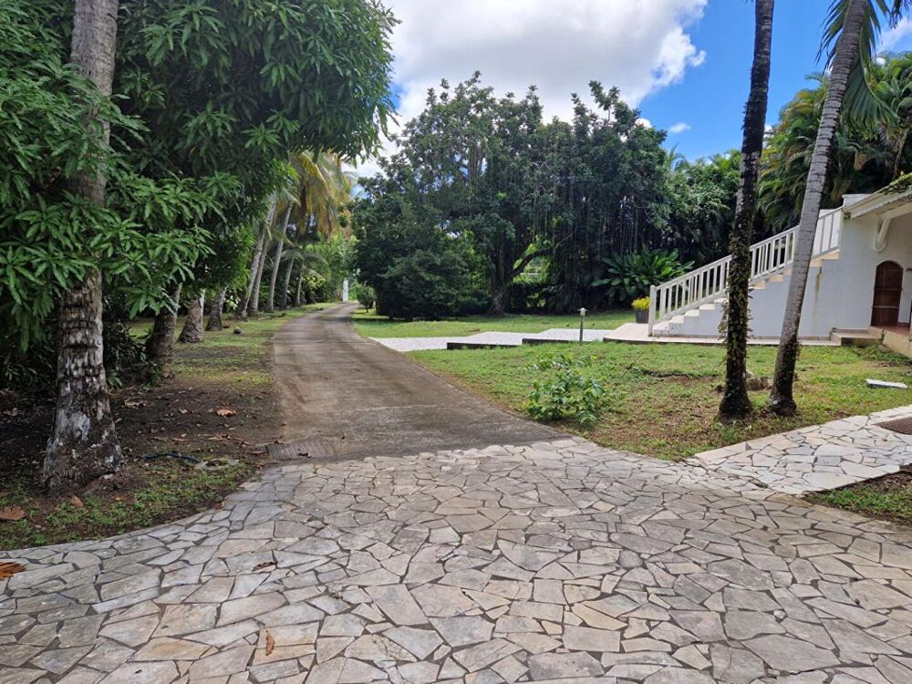 à vendre  Maison Petit-Bourg (97170)
