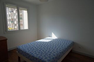  Appartement à louer 4 pièces 63 m²