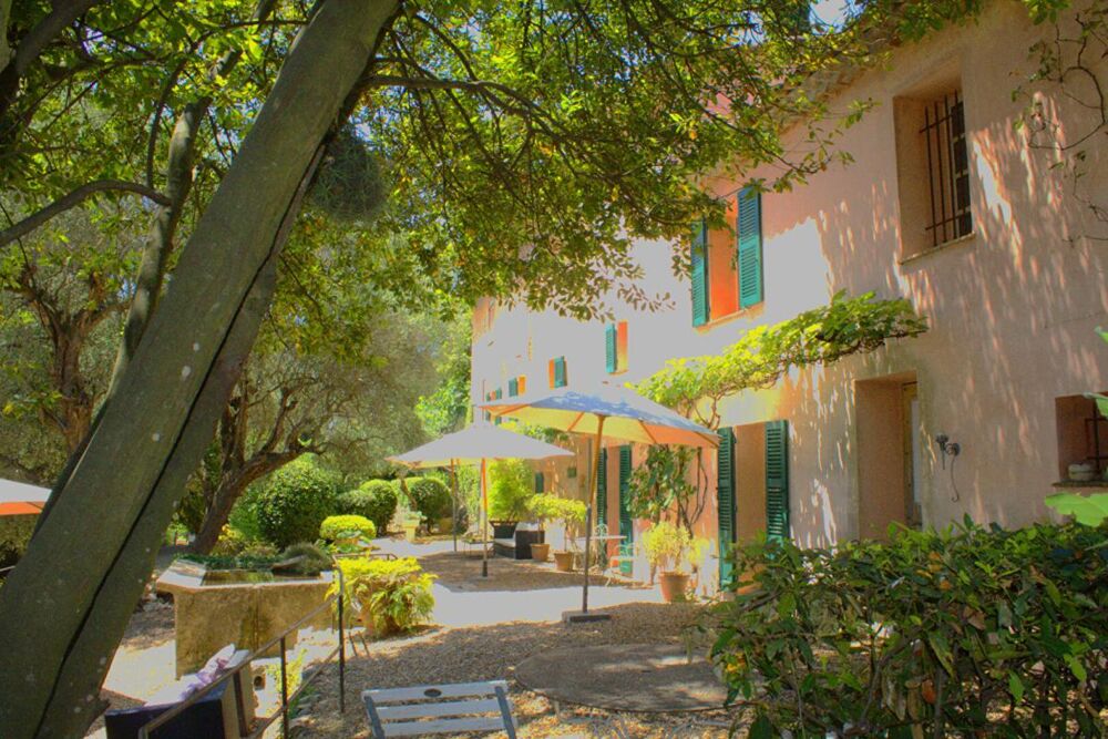 Maison 12 pièces 300 m² · à Peymeinade · 300 m² · 1 600 000 €