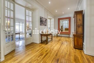  Appartement � vendre 5 pi�ces 231 m�