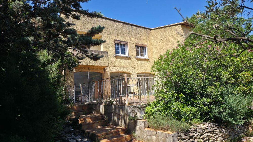 30400 VILLENEUVE LES AVIGNON, VILLA DE 163 M² AVEC 5 CHAMBRES SUR 743 M² SE TERRAIN CLOS
