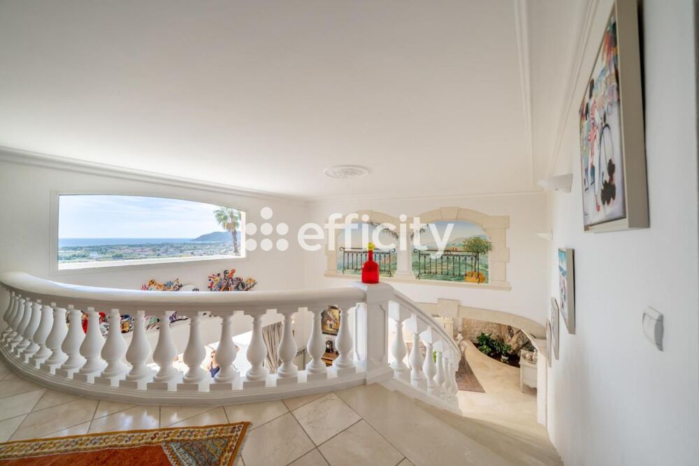 à vendre  Villa Mandelieu-la-Napoule (06210)