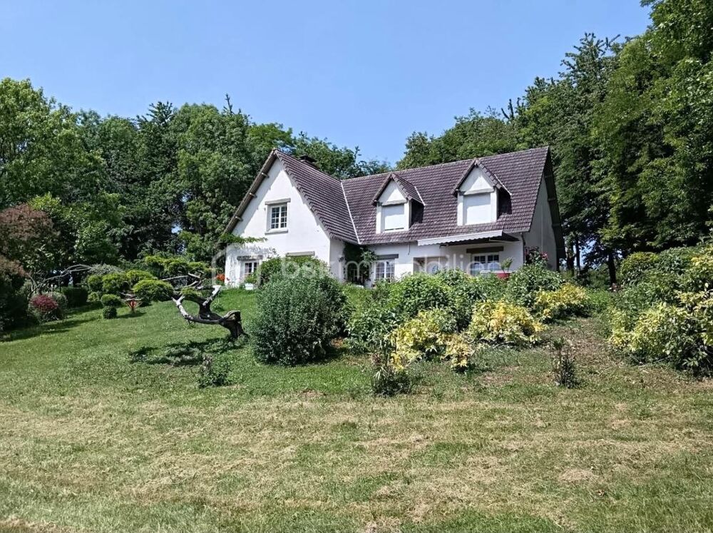 ?? RARE À LA VENTE  PROPRIÉTÉ DE CARACTÈRE AVEC PARC BOISÉ DE PLUS D1,2 HECTARE ??