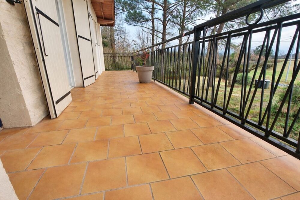 Maison à vendre 9 pièces PORT SAINTE FOY ET PONCHAPT (33)