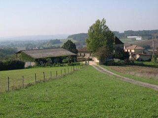  Propriété/château à vendre 15 + pièces 608 m²