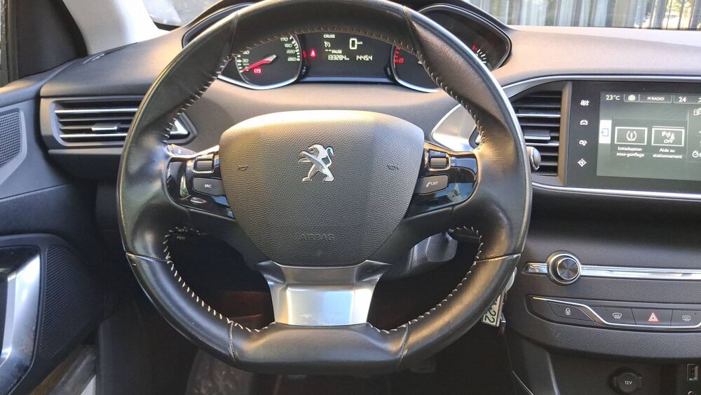 308 II 1.6 BlueHDi 120 Allure 2014 occasion 35135 Chantepie