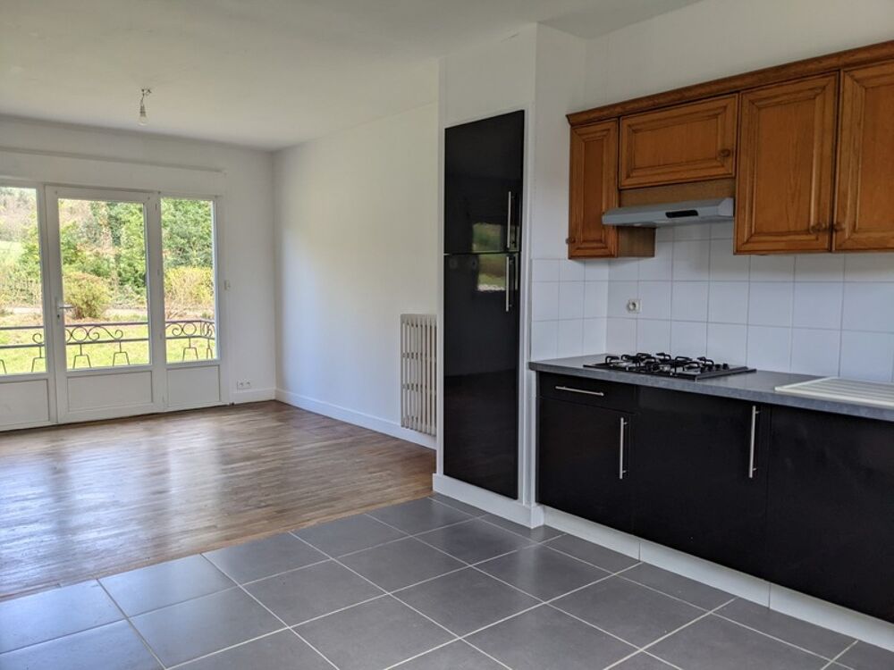 SEGLIEN MAISON DE CAMPAGNE 4 PIECES 78 M² ENVIRON PARCELLE DE 1089M² ENVIRON