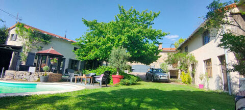  MARTRES SUR MORGE centre maison 140 m2 et ses d�pendances Maison - 6 pi�ce(s) - 140 m�