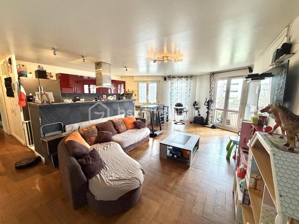 Rouen 76100 quartier MATMUT - appartement T4 - 3 chambres, 3 balcons, un box de stationnement, cave