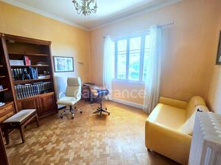  Maison � vendre 8 pi�ces 220 m�