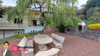  Maison à vendre 8 pièces 223 m²