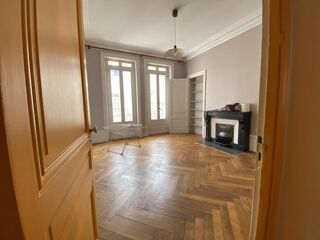  Appartement � vendre 3 pi�ces 84 m�