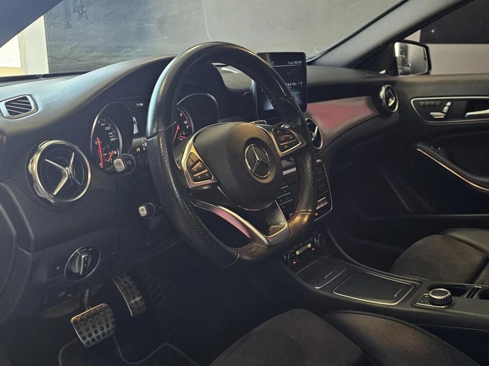 Classe GLA 220 CDI / d (156.903) FASCINATION AMG 2019 occasion 06700 Saint Laurent Du Var