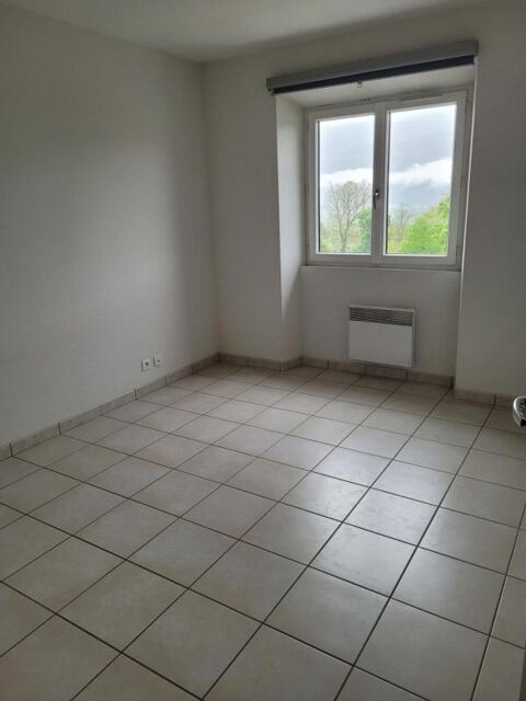  Appartement � louer 4 pi�ces 81 m�