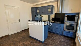  Immeuble à vendre 7 pièces 205 m²