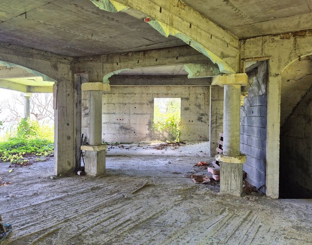 � vendre  Maison Saint-Claude (97120)