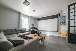  Maison  vendre 9 pices 165 m