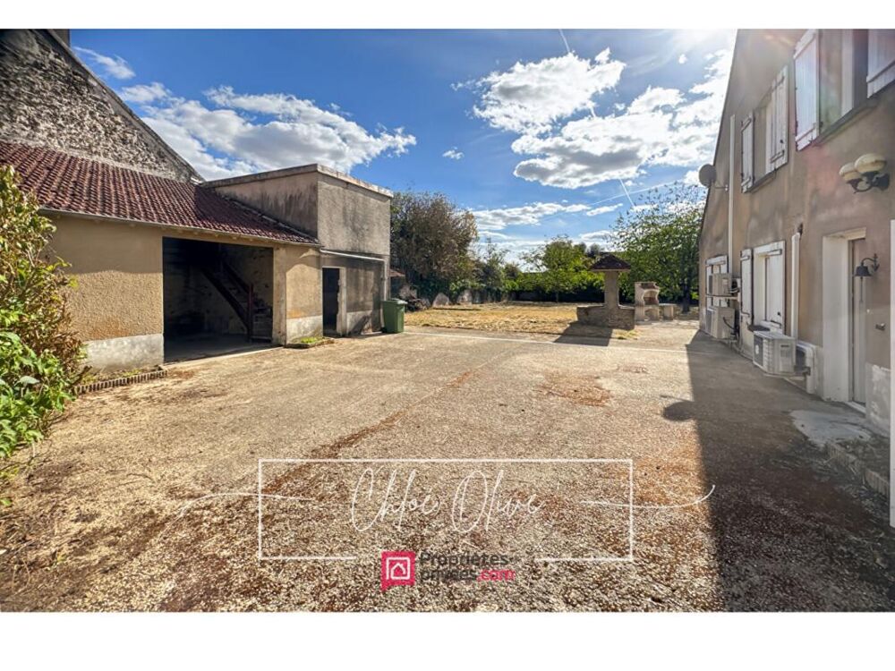 Vente Maison Maison Guerard 4 pièce(s) 134 m2 Guerard