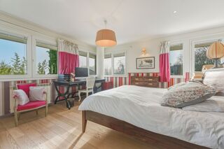  Maison � vendre 8 pi�ces 237 m�