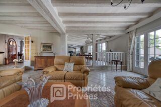  Maison � vendre 8 pi�ces 240 m�