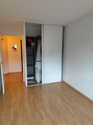  Appartement à louer 3 pièces 68 m²